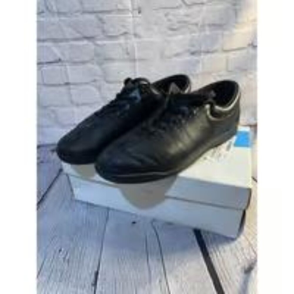 Easy Spirit AP1 Sneakers Women's 11 Black Leather Lace Up Shoes with orig box